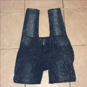 Hot Topic Lovesick Acid Wash Jeggings